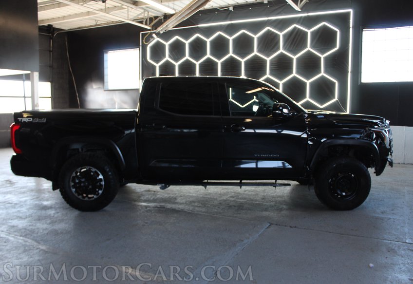 2022 Toyota Tundra - Image 11