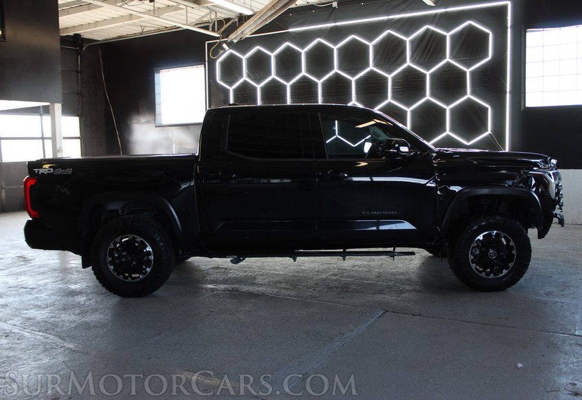 2022 Toyota Tundra - Image 9