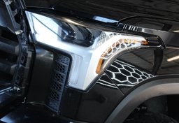 2022 Toyota Tundra - Image 25