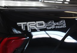 2022 Toyota Tundra - Image 16