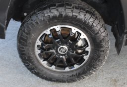 2022 Toyota Tundra - Image 62