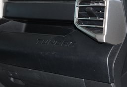2022 Toyota Tundra - Image 54