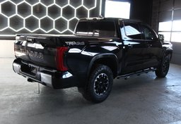 2022 Toyota Tundra - Image 5