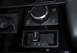 2022 Toyota Tundra - Image 47