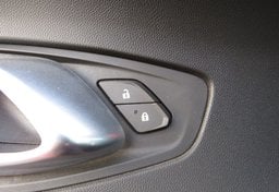 2018 Chevrolet Camaro - Image 38