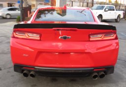 2018 Chevrolet Camaro - Image 15