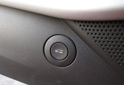 2018 Chevrolet Camaro - Image 42