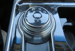 2020 Ford Edge - Image 36