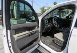 2018 Ford Expedition - Image 24