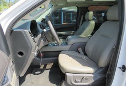 2018 Ford Expedition - Image 23