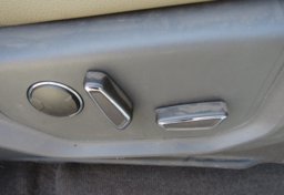 2018 Ford Expedition - Image 16