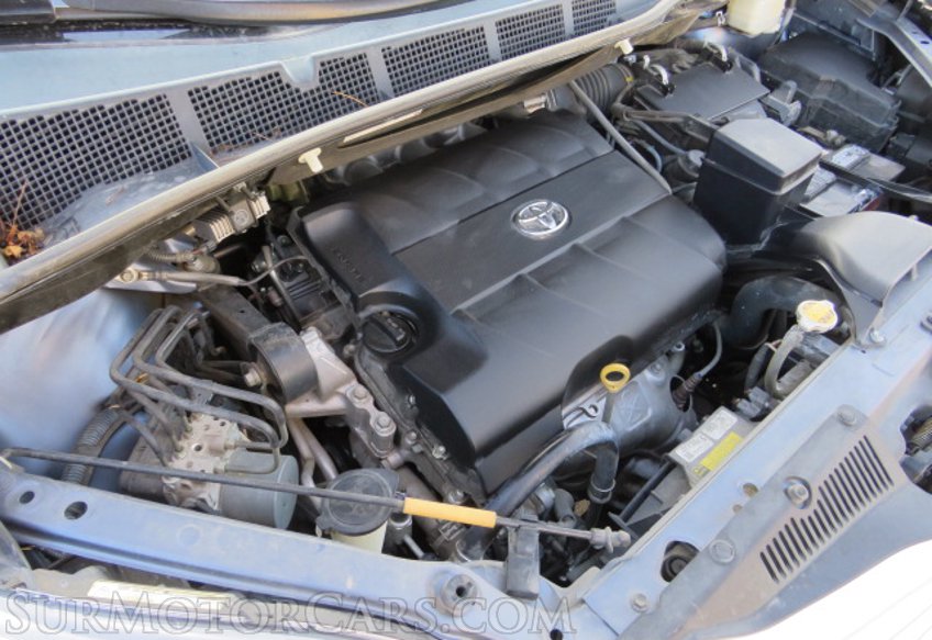 2014 Toyota Sienna - Image 56