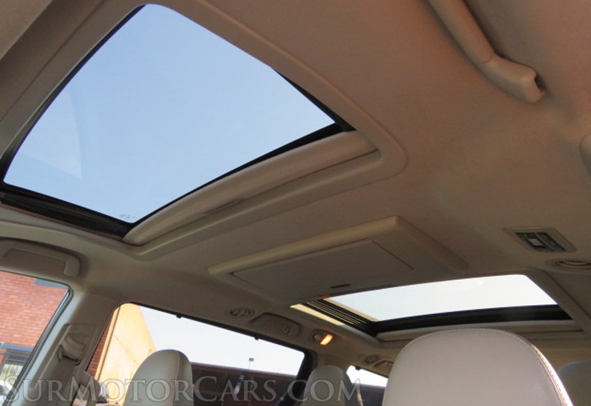 2014 Toyota Sienna - Image 31