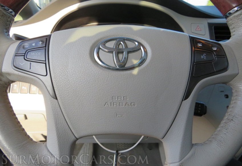 2014 Toyota Sienna - Image 52