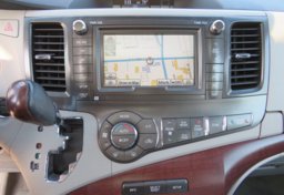 2014 Toyota Sienna - Image 36