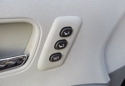 2014 Toyota Sienna - Image 42