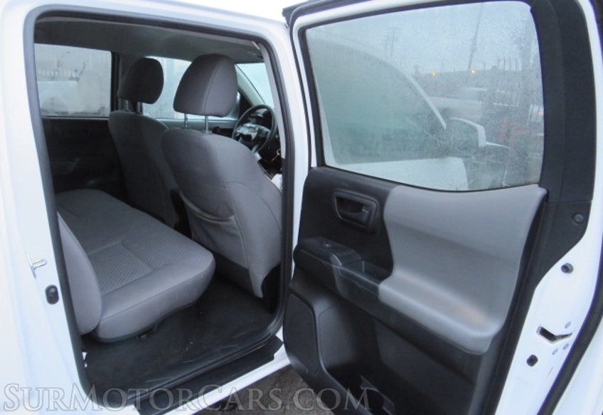 2020 Toyota Tacoma 4WD - Image 24