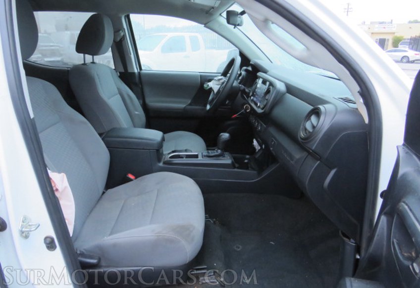 2020 Toyota Tacoma 4WD - Image 28