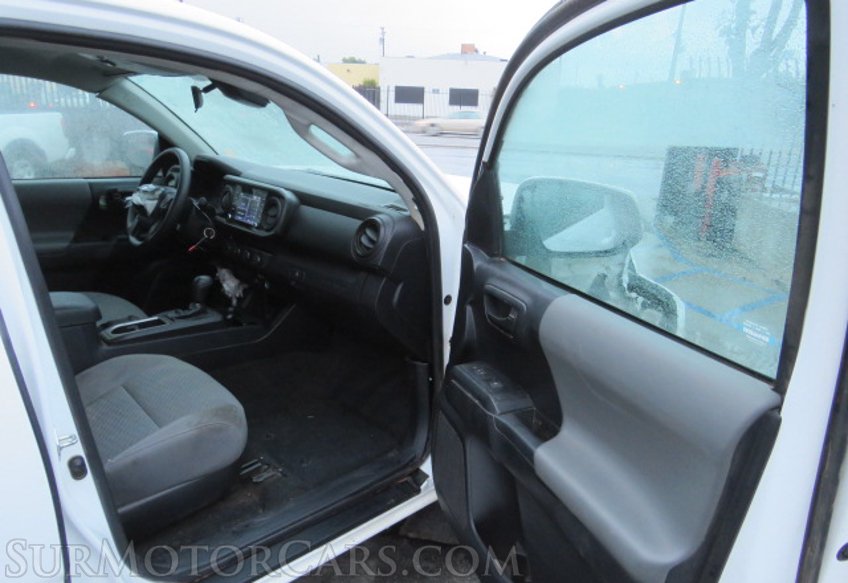 2020 Toyota Tacoma 4WD - Image 22