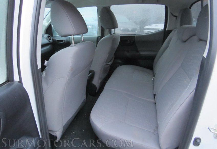 2020 Toyota Tacoma 4WD - Image 32