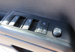 2020 Toyota Tacoma 4WD - Image 41