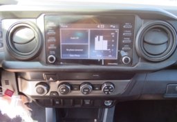 2020 Toyota Tacoma 4WD - Image 36