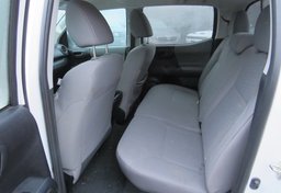 2020 Toyota Tacoma 4WD - Image 32