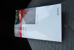 2020 Toyota Tacoma 4WD - Image 40