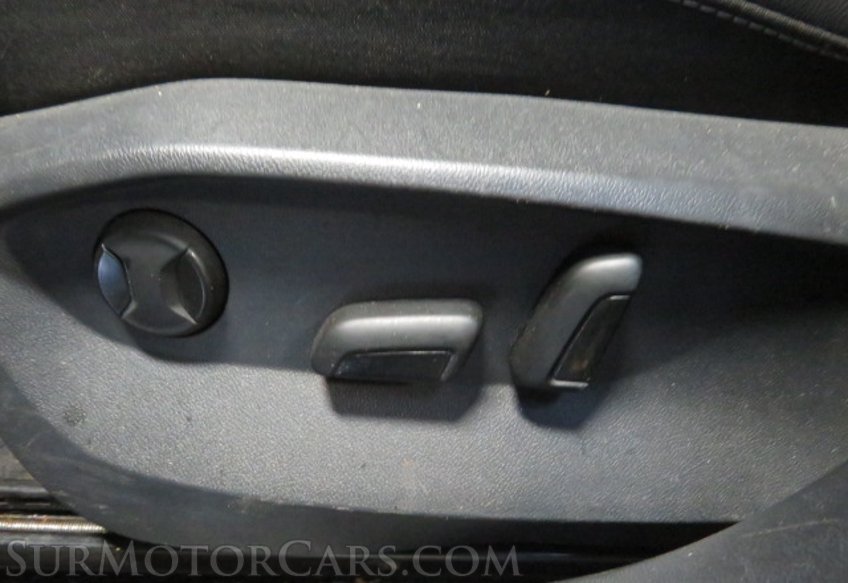 2023 Volkswagen Taos - Image 35