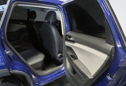 2023 Volkswagen Taos - Image 21