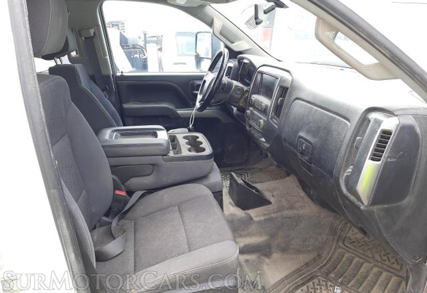 2019 Chevrolet Silverado 2500HD - Image 4