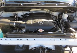 2021 Toyota Tundra - Image 41