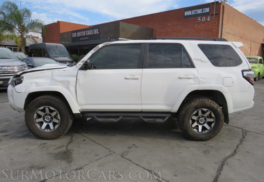 2019 Toyota 4Runner - Image 6