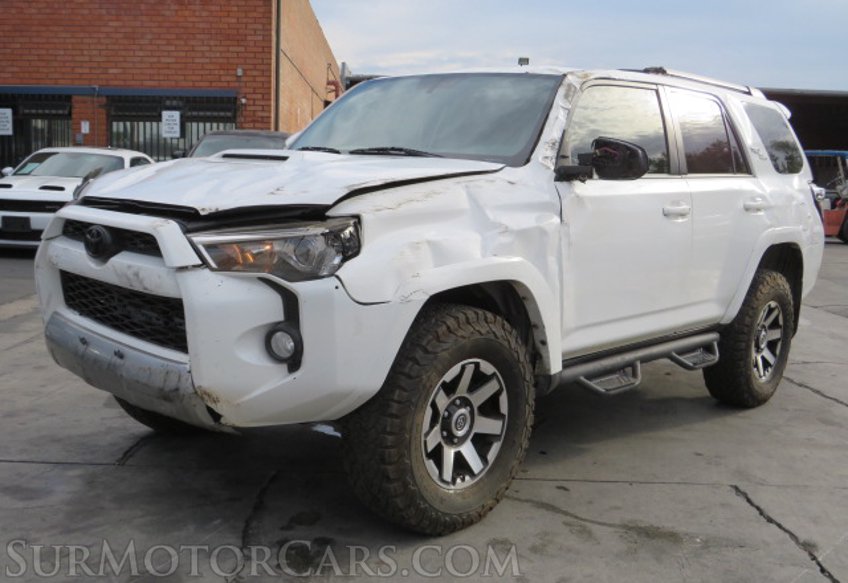 2019 Toyota 4Runner - Image 4