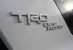 2019 Toyota 4Runner - Image 16