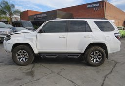 2019 Toyota 4Runner - Image 6