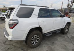 2019 Toyota 4Runner - Image 8