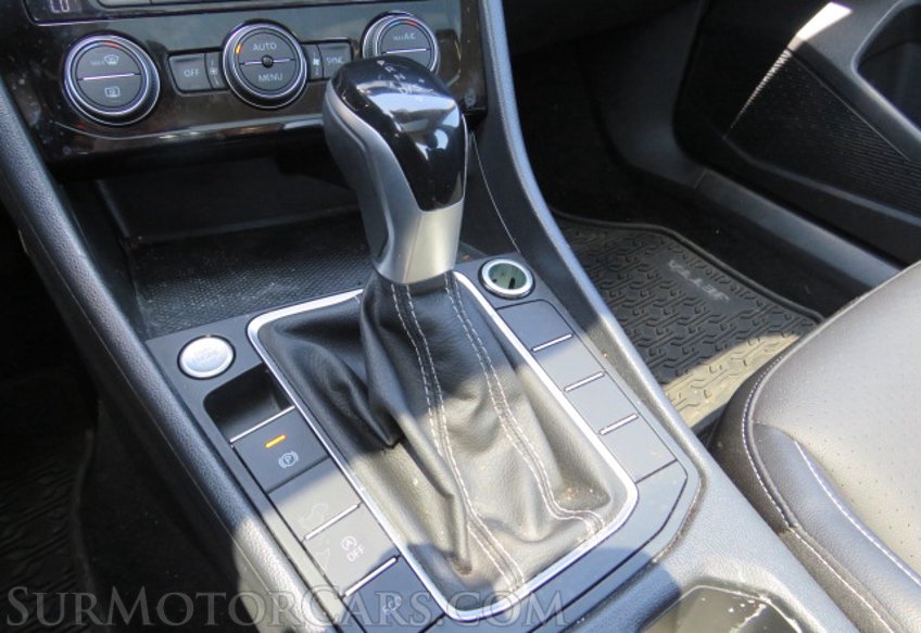 2022 Volkswagen Jetta - Image 43