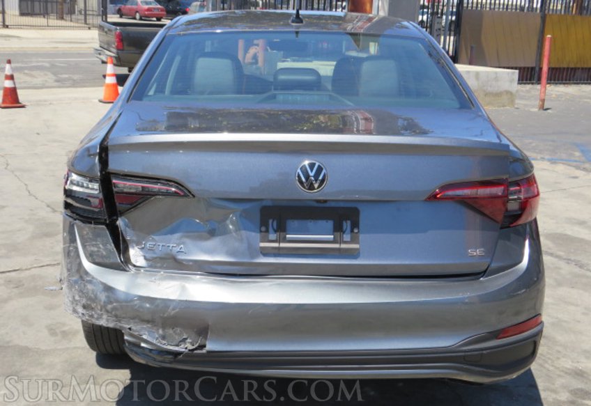 2022 Volkswagen Jetta - Image 11