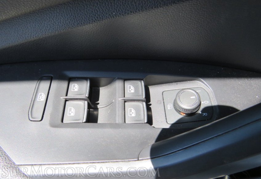 2022 Volkswagen Jetta - Image 47