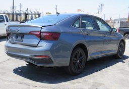 2022 Volkswagen Jetta - Image 9