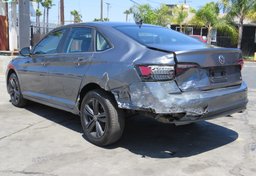 2022 Volkswagen Jetta - Image 10