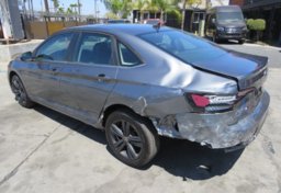 2022 Volkswagen Jetta - Image 8