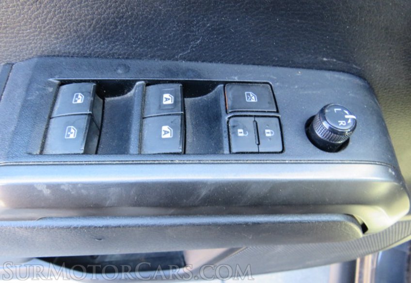 2020 Toyota Tacoma - Image 42