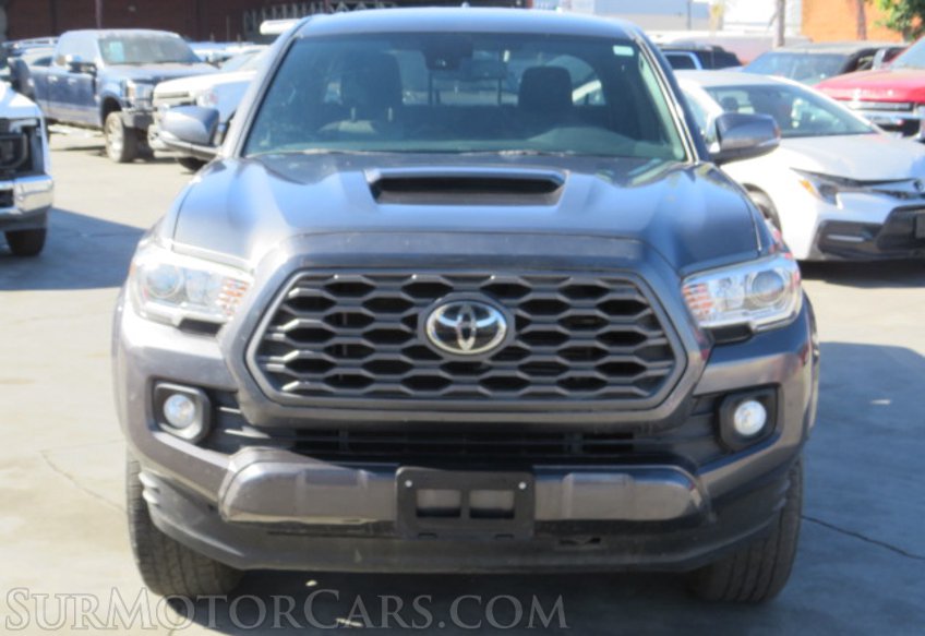 2020 Toyota Tacoma - Image 12
