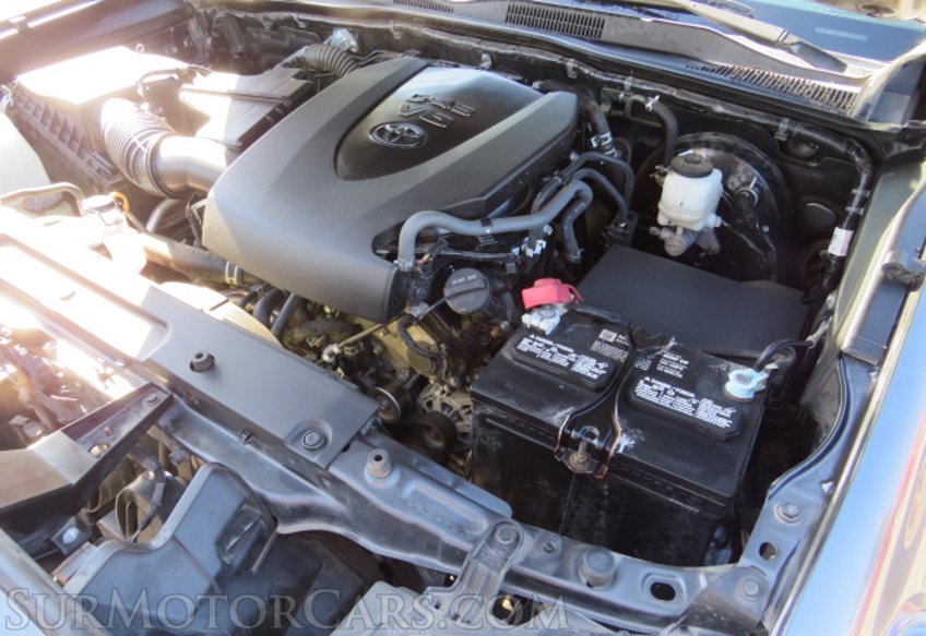 2020 Toyota Tacoma - Image 53