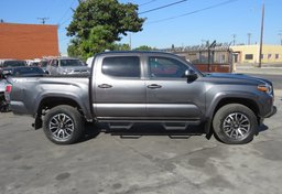 2020 Toyota Tacoma - Image 15