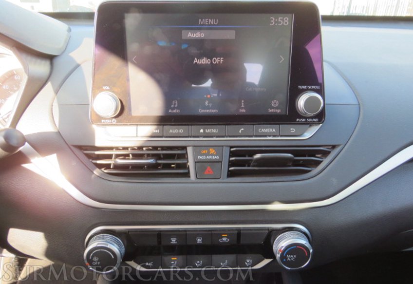 2021 Nissan Altima - Image 34