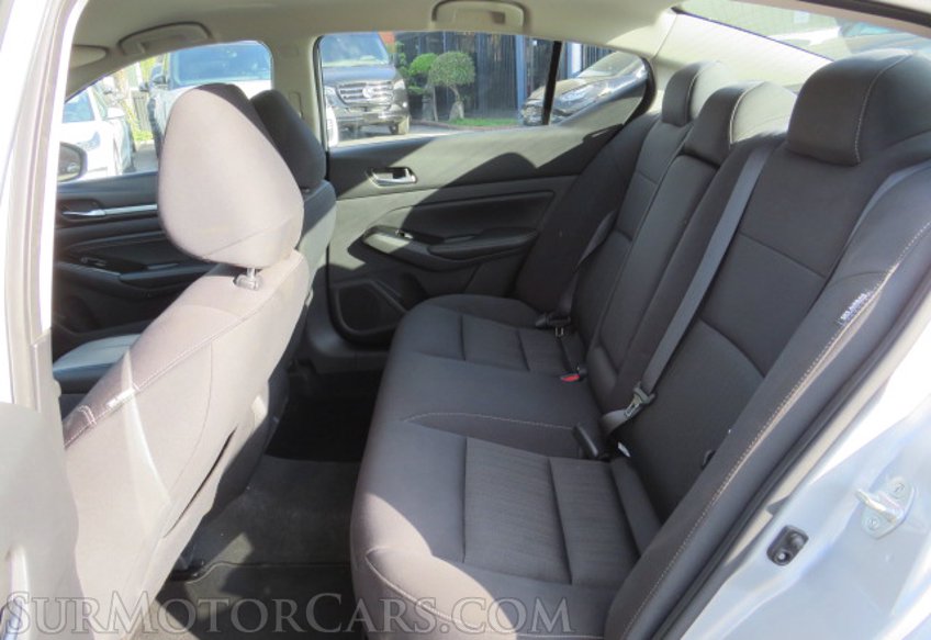 2021 Nissan Altima - Image 30