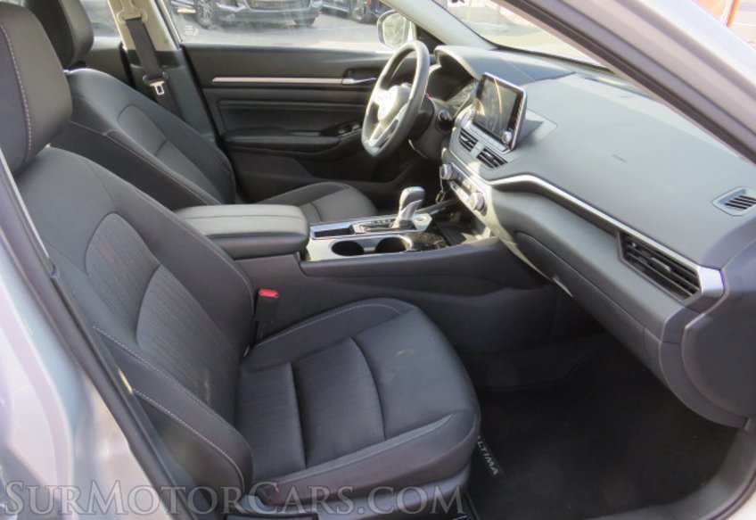 2021 Nissan Altima - Image 26